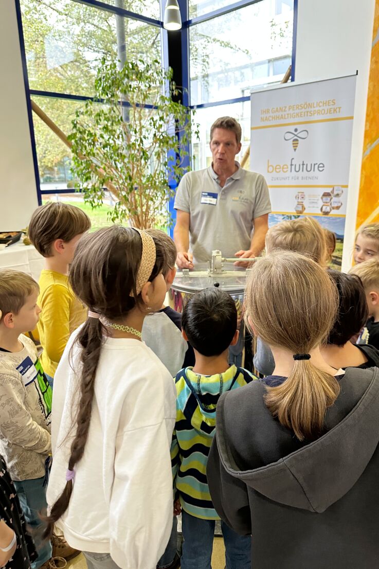 GEZE bee event
