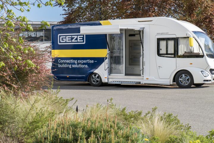 GEZE show truck 2025