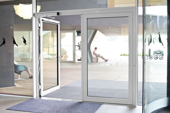 - Slimdrive EMD, Vitra Haus 230 kg